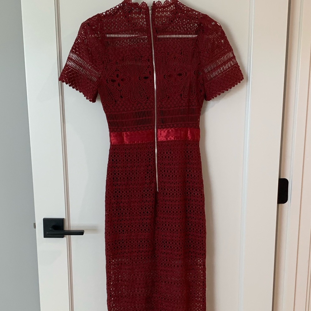 Lulus EUC XS red maxi lace overlay dress - Picture 5 of 13